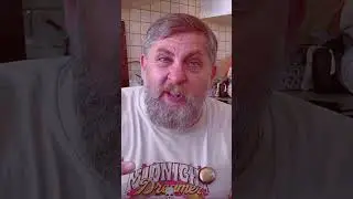Отношение своих детей к Артемию Лебедеву в старости..?)) 