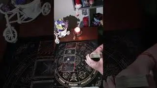😳🫣 ЛЮБИТ НЕ ЛЮБИТ ОБНИМЕТ ПОЦЕЛУЕТ ⁉️🤔