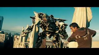 Трансформеры (2007) Оптимус Прайм спасает Сэма / Оптимус Прайм сражается с Мегатроном #2