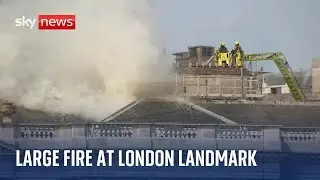 Fire breaks out at Londons Somerset House