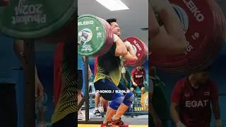 Tian Tao reaches a true max in the squat 🦿 