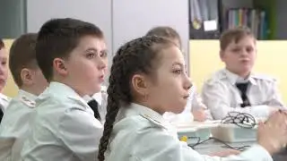 Максим Щеглов учитель начальных классов школы 11
