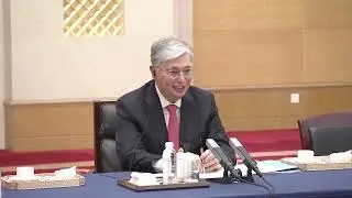 Си Цзиньпин провел переговоры с президентом Казахстана