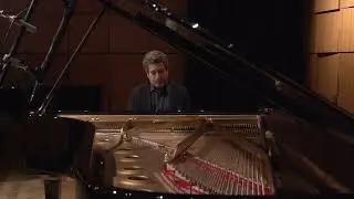 Kevin Hays — 