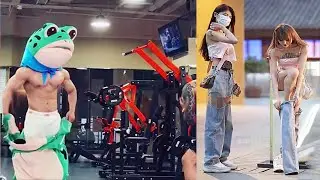 Heart-Stopping with 101 Hilarious and Awkward Situations on Chinese Streets