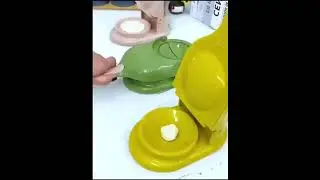 Форма, машинка для лепки пельменей и вареников Portable Dumpling Making Machine