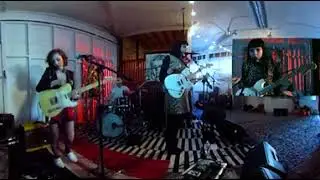 The Regrettes 360º video (Live on PressureDrop.tv)