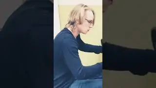 когда в школе настроили фортепиано!