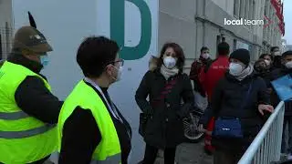 Milano, tanti non prenotati all'hub vaccinale speranzosi di poter fare il vaccino