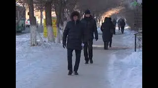 Зима продолжает приносить множество неудобств пешеходам