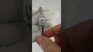 Minimalistic style of wrist mechanical women's watches Seagull. Released in the early 1970s