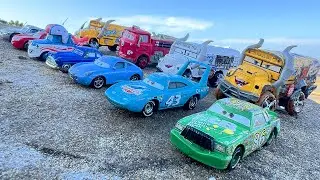 Disney Pixar Cars, Looking For Lightning McQueen,Cruz,Sally Carrera,Tow Mater