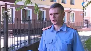 Двое детей в Новгородской области получили тяжелые травмы при падении с большой высоты