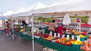 A Totally Unique Way To Market Your Live Produce At A Farmers Market!