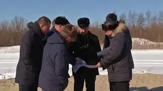04.04.18.   Глава Белоярского района провел выездное совещание по строительству и благоустройству.