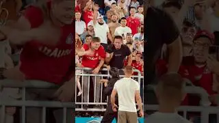 Xamdam Sobirov Andijonda Futbol muxlislari bilan birgaa baqirib kuylashdi🔥