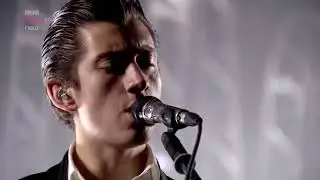 Arctic Monkeys - I Wanna Be Yours (Русские субтитры)