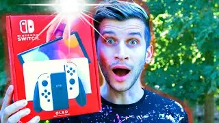 Nintendo Switch OLED Unboxing and Setup! (Switch vs Switch OLED Comparison!)