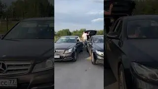 Парковка владельцев Mercedes