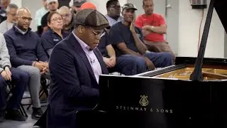 Isaiah J. Thompson - Christmas Is Coming