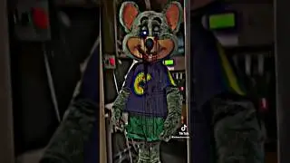 DONT check behind chuck e cheese... #neverbealone #thehug #chuckecheese #shorts