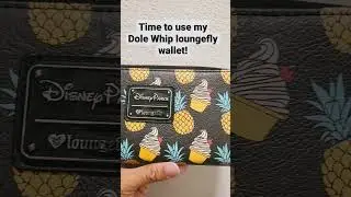 Switching my #HarryPotter #Loungefly #wallet to my #dolewhip one 👛 #harrypotter #disneyparks #cute