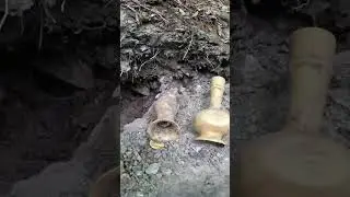 Defineci Büyük Kasadan Hazineleri Çıkardı  !!
