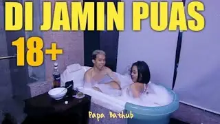 Mandi Busa Bareng di Bathub Sambil Minum Asik