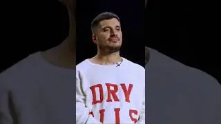 Классик современной поэзии Паша Техник - шоу Плюшки