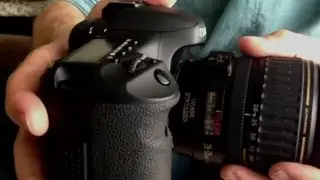 How to Mount a Macro Lens : Photography & Photo Editing
