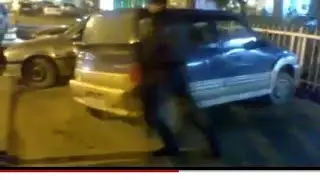 Как таджики паркуют машину ?