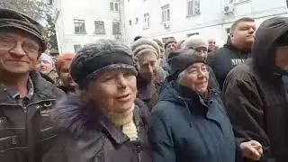 Дуже боляче дивитися на те, що зробили з нашими людьми окупанти.