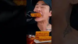 ASMR MUKBANG HASH BROWNS & HONEY