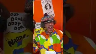 Teezo Touchdown lets Nardwuar keep the NardFreeze Crown ! #teezotouchdown #nardwuar  #campfloggnaw