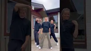 Made my parents freestyle😂 Who won? 