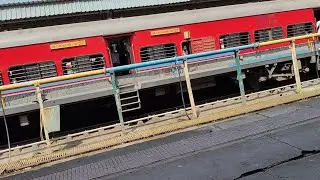 Track ka khat khat aavaj 😮‍💨 Patna to Bandra Terminus #bandraterminus #patna #mumbaimasti #railway