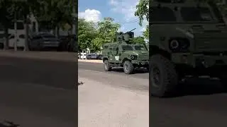 Las fuerzas especiales con los vehículos OCELOTL, en Culiacán
