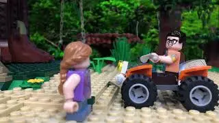 LEGO Jurassic World - Dinosaur and Tree House