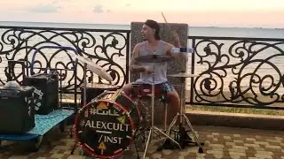 Лютый барабанщик из Ейска.