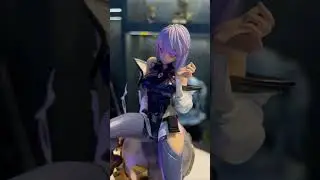 I think she is very sexy! #figure #anime #unboxing #statue #shorts #shortsvideo #cyberpunk2077