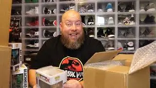 Opening the GRAIL HUNT Funko Pop Mystery Box