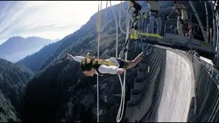 Verzasca Dam Bungee Jumping, Contra Dam, Ticino, Switzerland, Europe