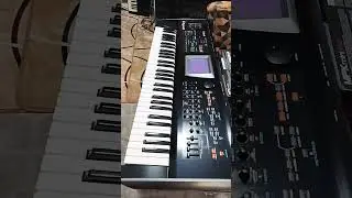 ROLAND V-SYNTH .TECLADO LINDO E COM MUITO PODER DE FOGO