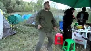 Пустился в пляс