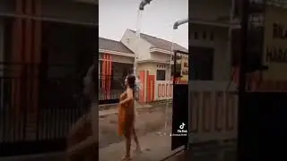 Hujan Hujanan Lagi