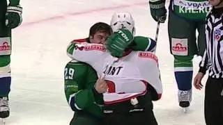 Драка КХЛ: Хлыстов vs Куинт / KHL fight: KHLystov vs Quint