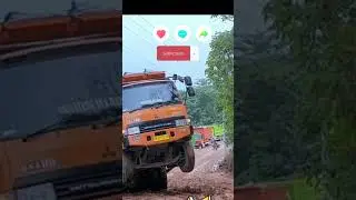 truck jump boleh 😅 