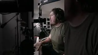 Everybody wants to rule the world on piano