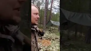 СТРОЮ ХИЖИНУ В ЛЕСУ. 
