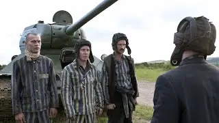 Танковый бой в деревне. Два танка одним выстрелом! Т-34!!!!!